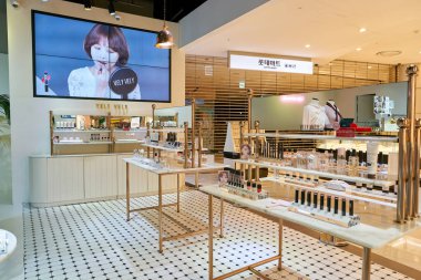 South Korea, Busan - 28 Mayıs 2017: Imvely mağaza, Lotte mağazası