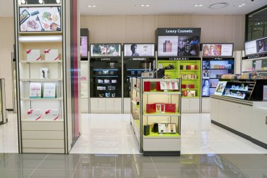 South Korea, Busan - 25 Mayıs 2017: Kozmetik Lotte alışveriş merkezinde görüntüleme 