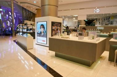 South Korea, Busan - 28 Mayıs 2017: Lotte mağazada içinde Busan