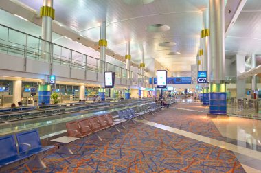 Birleşik Arap Emirlikleri, Dubai - Kasım, 2015 yaklaşık: Dubai Havalimanı içinde