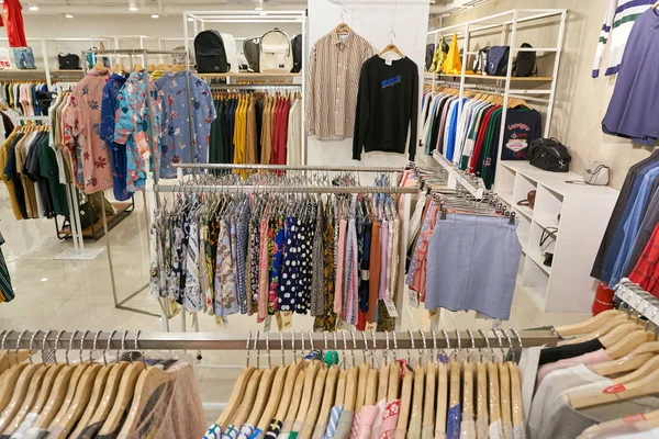 South Korea, Busan - Mayıs, 2017 yaklaşık: mağaza, Lotte mağazada Busan içinde