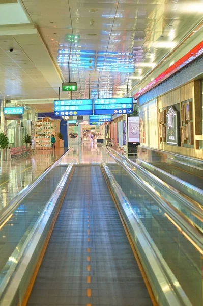 Eau Dubai Circa Novembrie 2015 Dubai International Airport — Fotografie, imagine de stoc