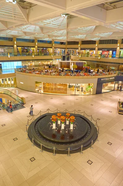 China Hong Kong Октября 2015 Внутри Торгового Центра Landmark — стоковое фото