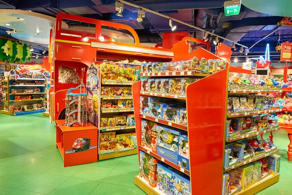 Rosja Sankt Petersburg Około Października 2017 Wewnątrz Hamleys Toy Store — Zdjęcie stockowe