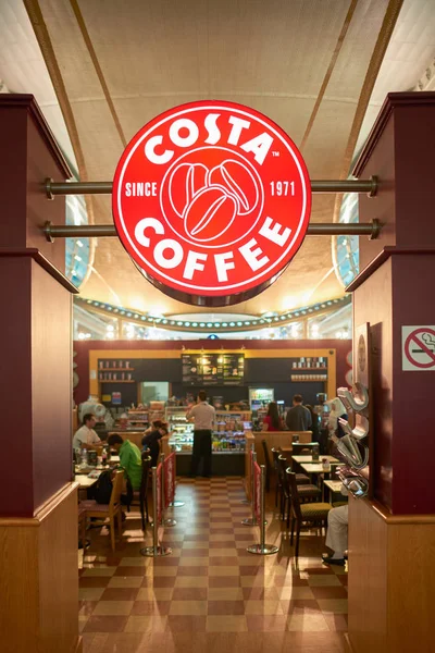 Zjednoczone Emiraty Arabskie Dubai Około Kwietnia 2014 Costa Coffee Lotnisku — Zdjęcie stockowe