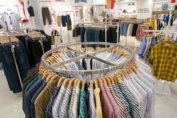 South Korea, Busan - Mayıs, 2017 yaklaşık: mağaza, Lotte mağazada Busan içinde