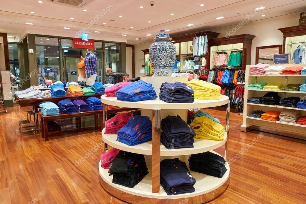 Negozio polo top