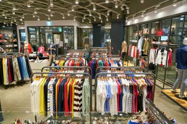 Busan, Güney Kore - 25 Mayıs 2017: içinde Hazzys Busan Lotte merkezi mağaza. 