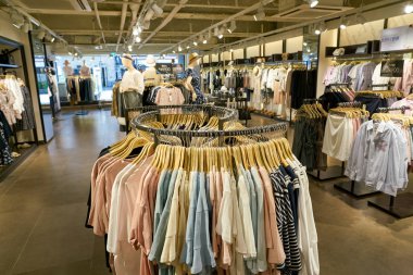 South Korea, Busan - 28 Mayıs 2017: Inside Mixxo mağaza, Lotte mağazası