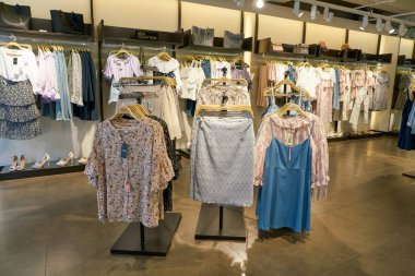 South Korea, Busan - 28 Mayıs 2017: Inside Mixxo mağaza, Lotte mağazası