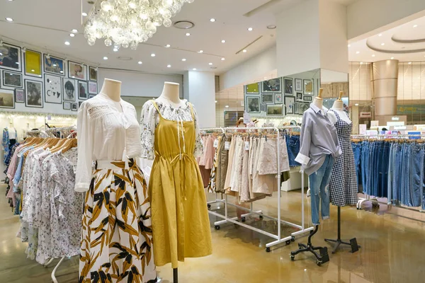 Coréia Sul Busão Maio 2017 Loja Roupas Lotte Department Store — Fotografia de Stock