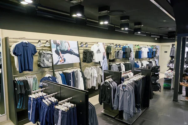 Corea Del Sur Busan Circa Mayo 2017 Dentro Tienda Adidas — Foto de Stock