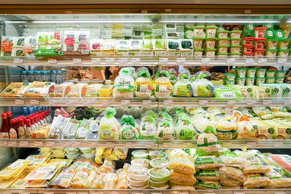 South Korea, Busan - 28 Mayıs 2017: Süper Market, Lotte mağazada Busan