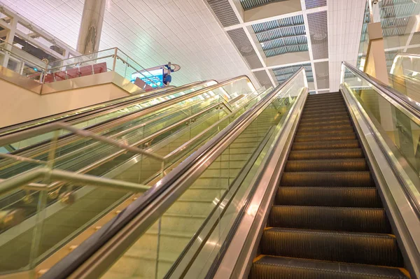 Emirados Árabes Unidos Dubai Circa November 2015 Dentro Aeroporto Internacional — Fotografia de Stock