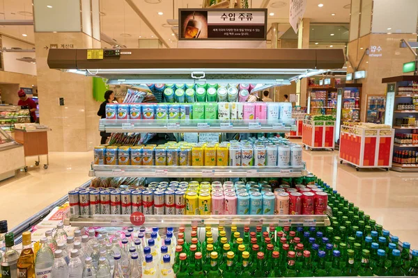 South Korea Busan May 2017 Multi Deck Display Stand Beverages — Stock Photo, Image