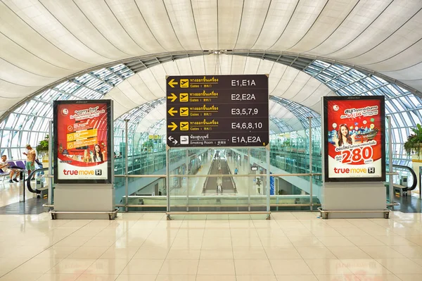 Bangkok Thailand Circa June 2015 Interior Shot Suvarnabhumi Airport — Stock Photo, Image