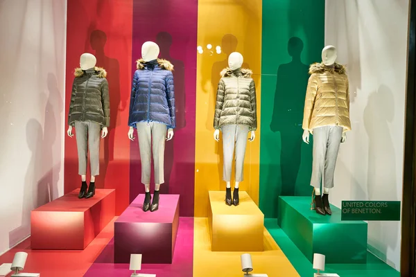 Milan Italy Circa November 2017 Display Window United Colors Benetton — Stockfoto