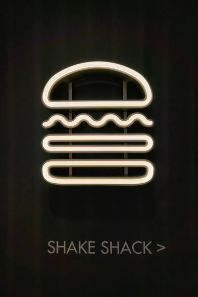 2019年1月22日 香港のIfcモールで見られるShake Shackサインのクローズアップ シェイク シャック Shake Shack ニューヨークを拠点とするアメリカのカジュアルレストランチェーン — ストック写真