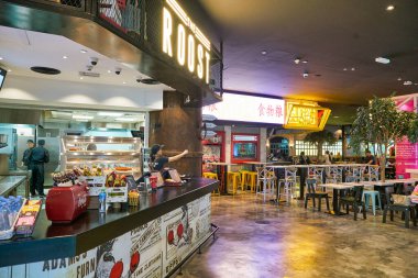 Dubai, Uae - Ocak 2019: Dubai Uluslararası Havaalanı 'ndaki Daily Dxb sokak yemekleri.