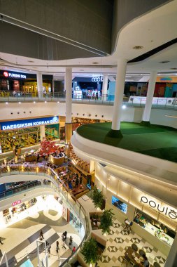 SINGAPORE - APRIL 03, 2019: interior shot of a shopping mall in Singapore.