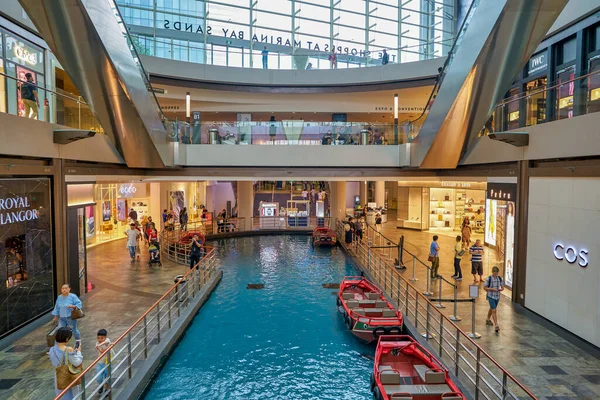 Singapur Circa Abril 2019 Vista Canal Las Tiendas Marina Bay — Foto de Stock