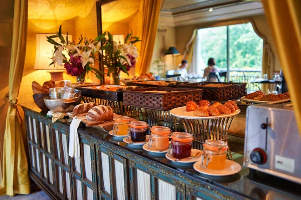 Bangkok Thailand Circa June 2015 Food Served Lounge Swissotel Nai — Stock Photo, Image