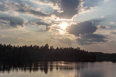 bulutlar, akşam yatay