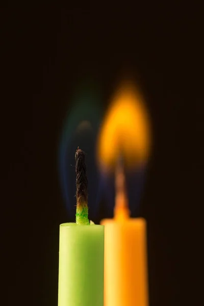 Dos velas de primer plano —  Fotos de Stock