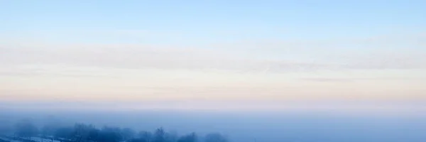 Panorama de niebla de invierno — Foto de Stock