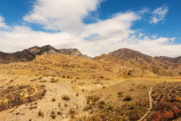 Zonnige berglandschap — Stockfoto