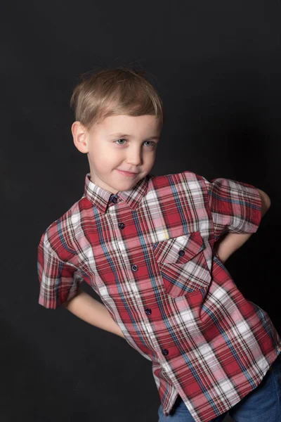 Retrato de um menino — Fotografia de Stock