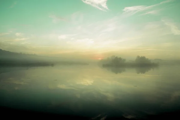 Brume Sur Lac Paysage Oural Dans Matinée Brouillard Aube — Photo