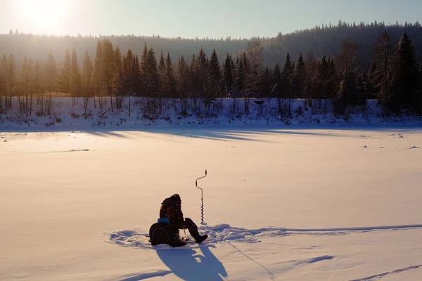 Зимова Риболовля Риболовля Льоду Взимку Річці Стокове Зображення