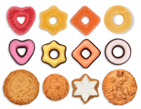 Verschillende cookies op witte achtergrond — Stockfoto