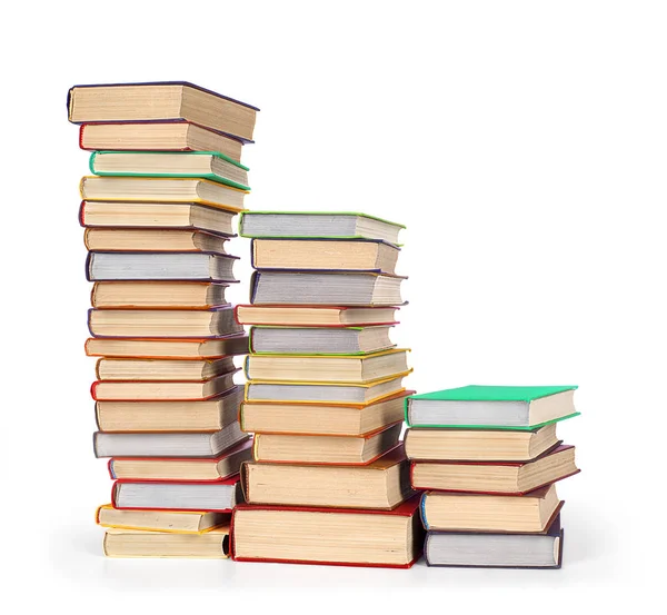 Stos starych książek na białym tle na białym tle — Zdjęcie stockowe