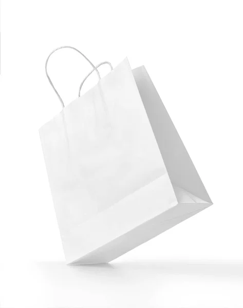 Bolsa de compras de papel blanco aislada — Foto de Stock