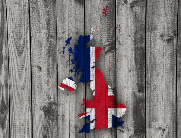 Kaart en vlag van Groot-Brittannië op hout, — Stockfoto