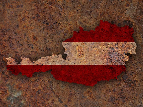 地图和国旗的奥地利上生锈的金属 — 图库照片