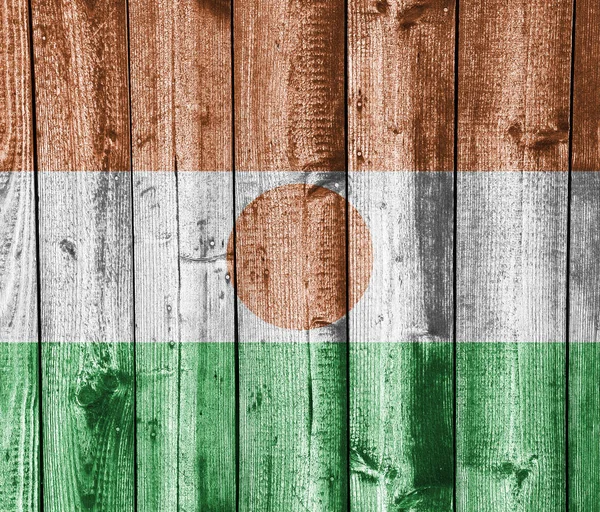 Bandeira do Níger sobre madeira intemperizada — Fotografia de Stock