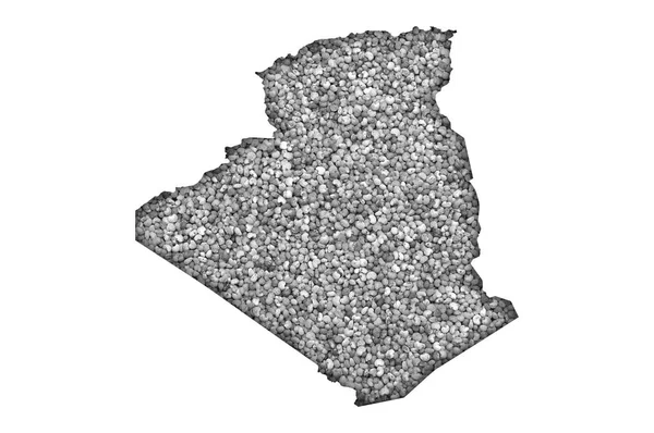 Cezayir Haritası üzerinde haşhaş tohumu — Stok fotoğraf