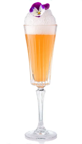 Frischer Orangefarbener Alkohol Cocktail Mit Beilage Isoliert Auf Weißem Hintergrund — Stockfoto