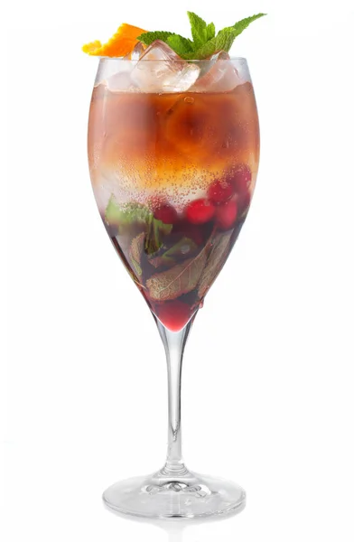 Exotischer Fruchtalkohol Cocktail Mojito Isoliert Auf Weiß lizenzfreie Stockfotos