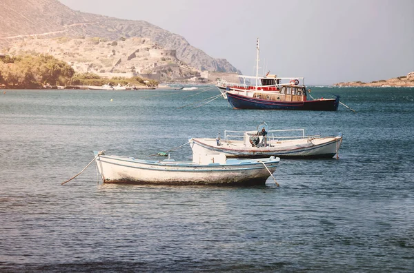 Shabby Fishing Boats Floating Rippling Sea Water Coast Sunny Day — Stock Photo, Image