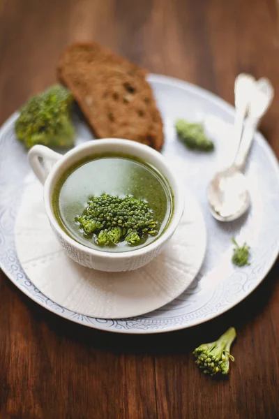 Healthy Tasty Broccoli Cream Soup Served White Ceramic Mug Wooden — Stock Photo, Image