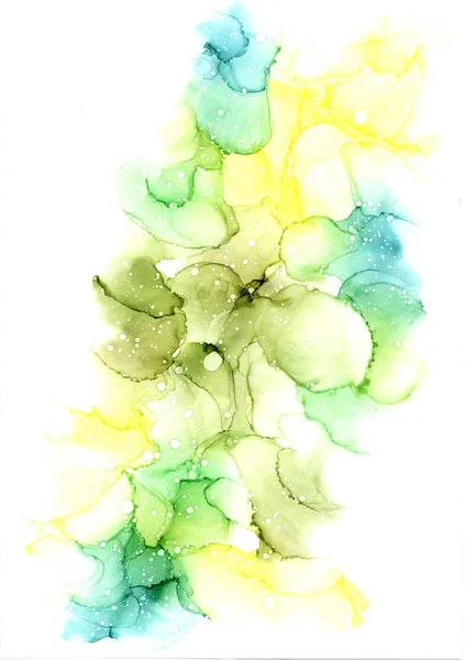 Zarte abstrakte handgezeichnete Aquarell- oder Alkoholtinte Hintergrund in verschiedenen Grün- und Gelbtönen. — Stockfoto