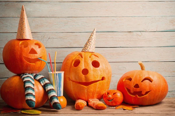 Zucca di Halloween su sfondo di legno — Foto Stock