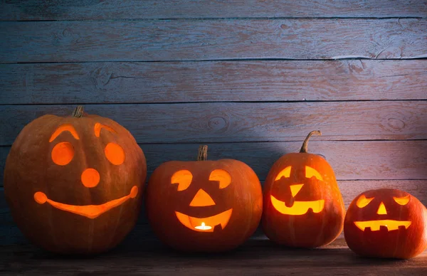 Dynie na drewniane tła z kopia miejsce