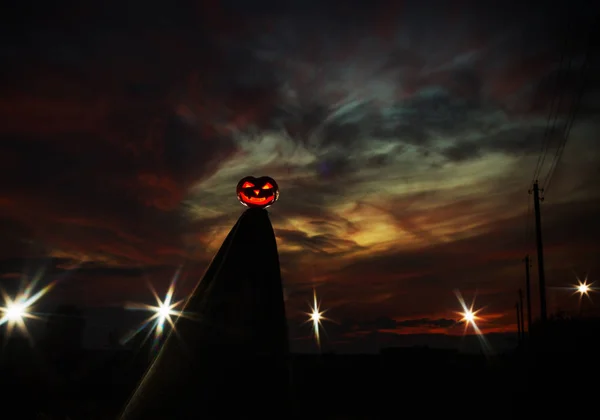 Calabaza de Halloween al aire libre — Foto de Stock