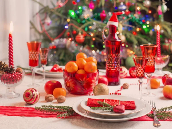 Decoration of the Christmas table — Stock Photo, Image