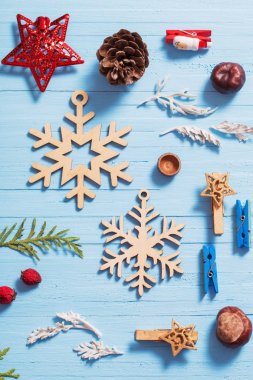 Ahşap arka plan üzerinde Noel koleksiyon 